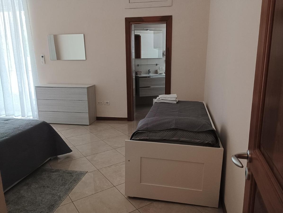 A Casa Di Laura Daire Napoli Dış mekan fotoğraf